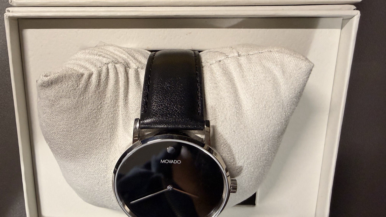 MOVADO Watch Museum Classic Black Dial Sapphire Crystal Stainless Steel w/Box