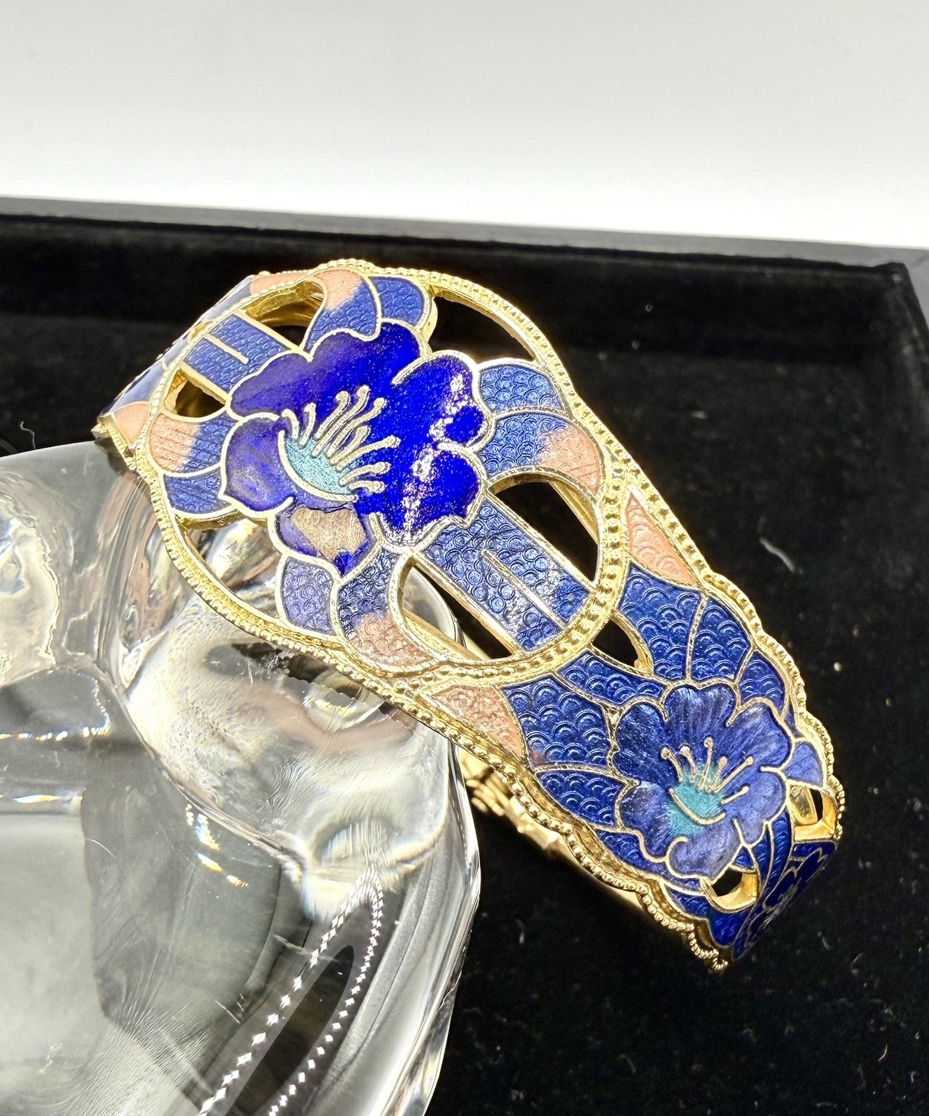 Blue Enamel Floral Hinged Bangle Bracelet Gold Tone Cloisonné Style Art Nouveau