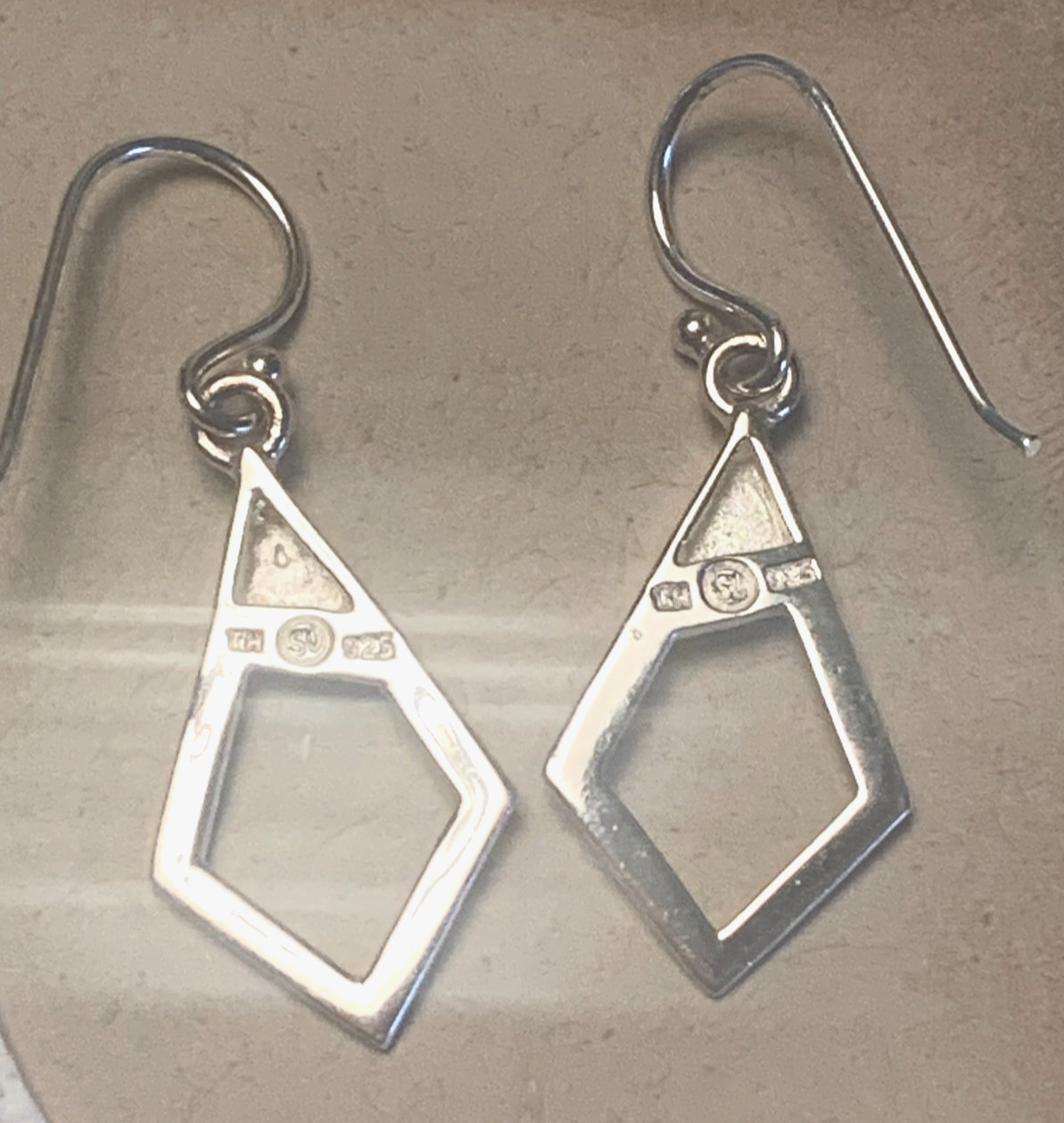 925 Sterling Silver Geometric Triangle Dangle Earrings approx 1-1.5 in