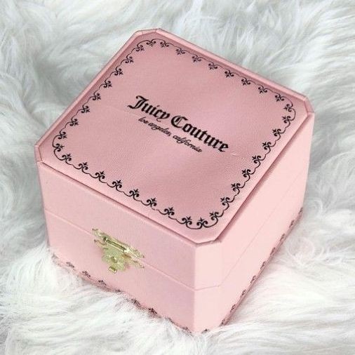 Juicy Couture Women’s Watch Pave Set Jubilee Bracelet Sparkling Quartz Watch Cut