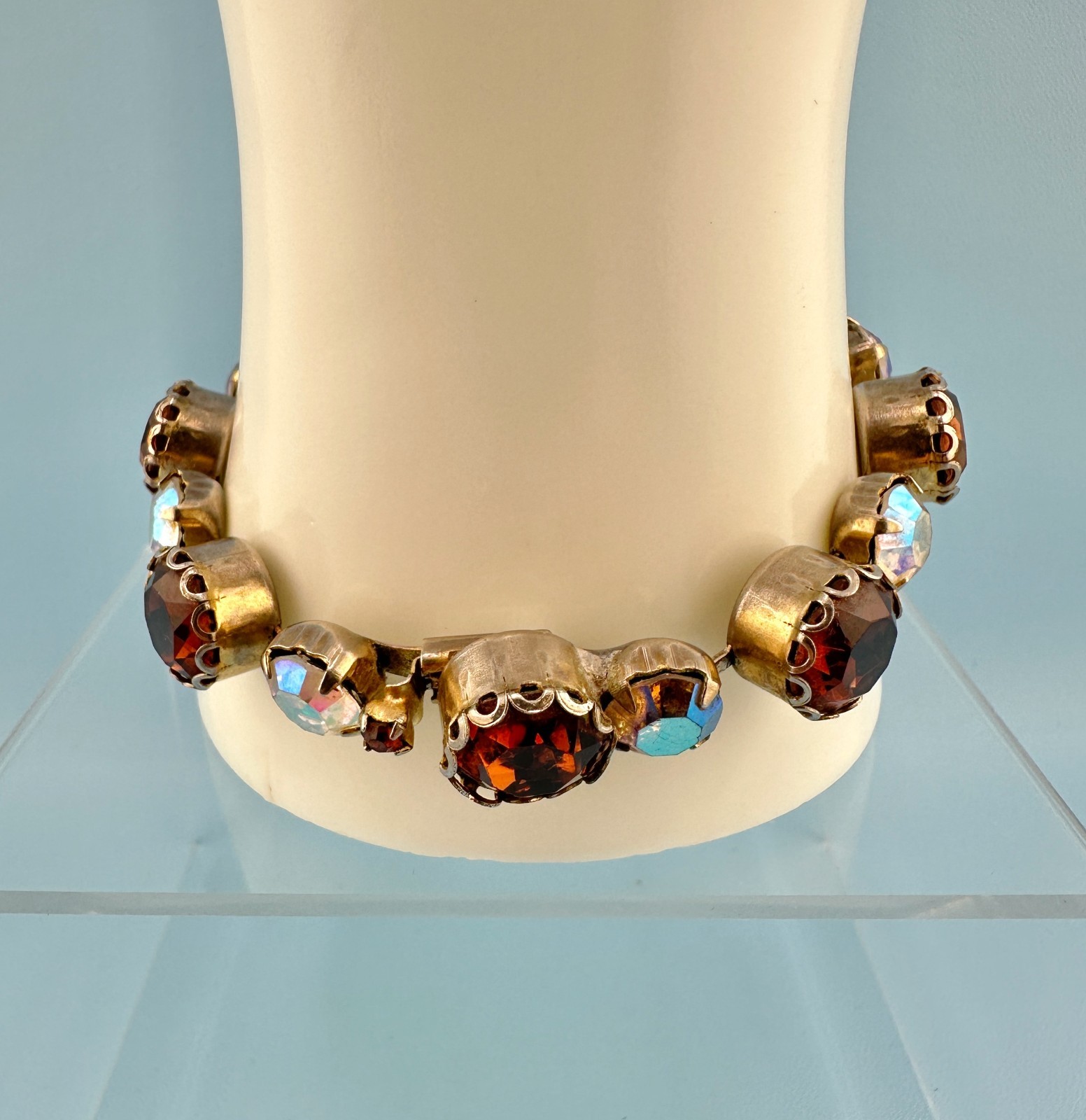 Vintage Rhinestone Bracelet Large Pronged Root Beer Color AB Stones 7″ Cup Chain