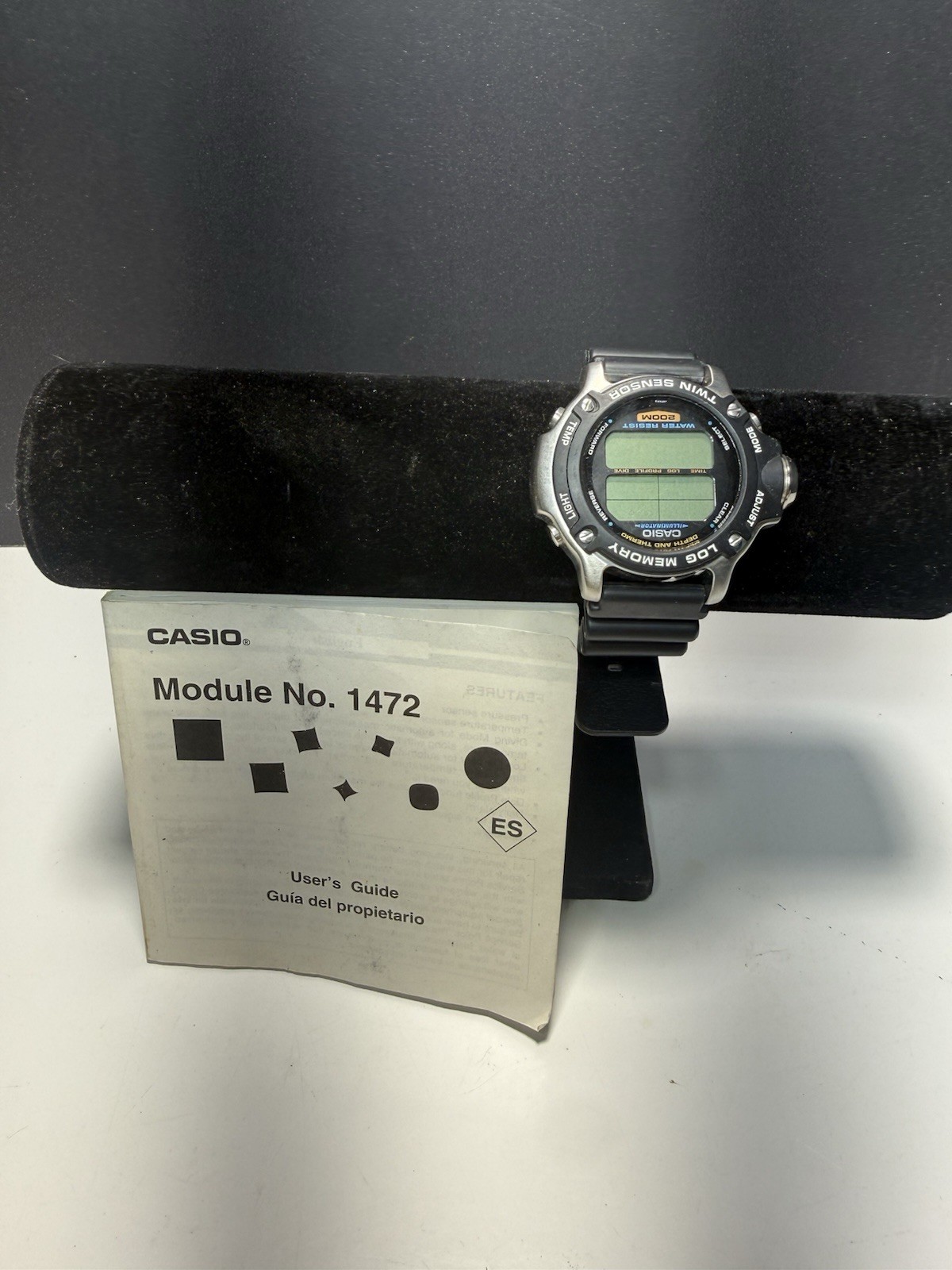 Casio Twin Sensor Digital Quartz 200M Log Memory Illuminator Black Resin Manual