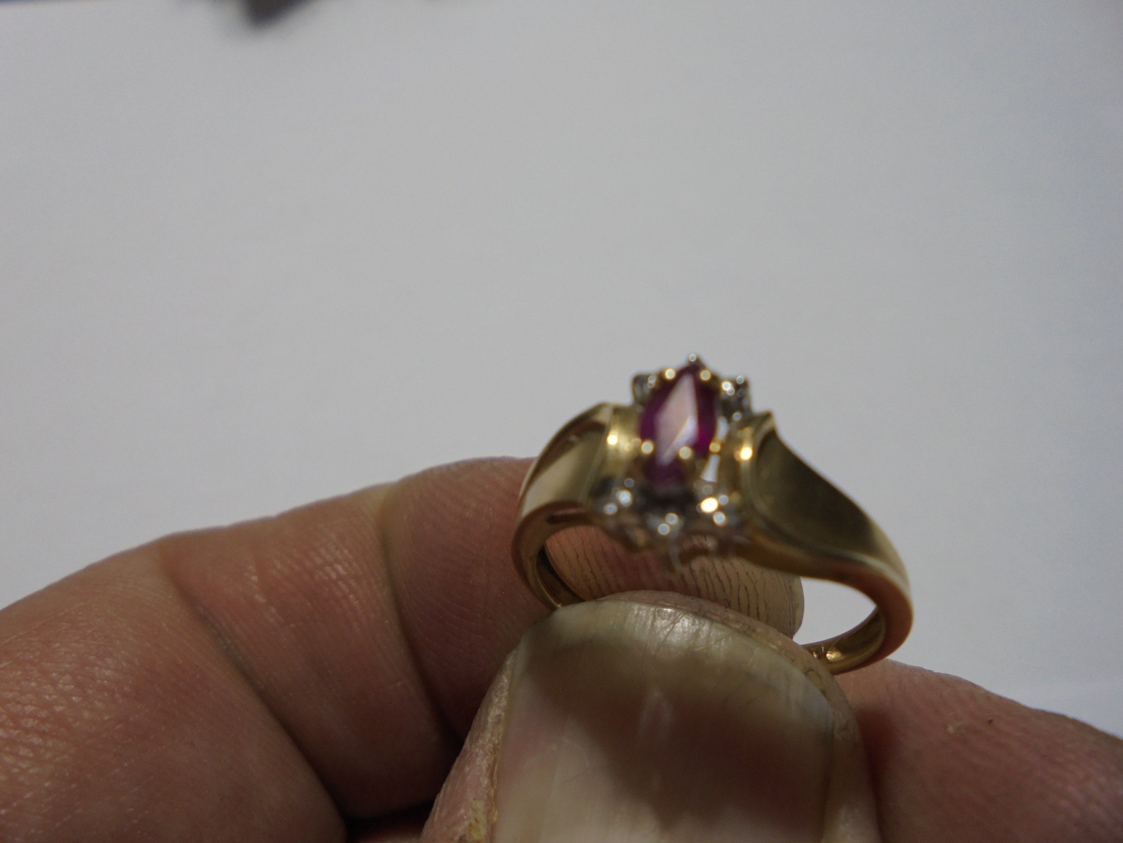 14kt Yellow Gold Ruby Ring size 6.25 vintage possible antique
