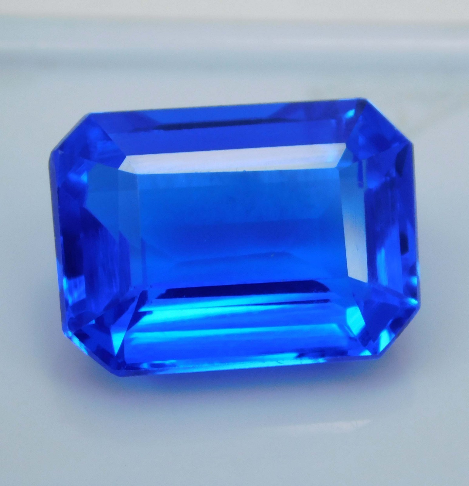 Top Quality Natural 9.85 Ct Cornflower Blue Spinel Ceylon Emerald Cut Loose Gems