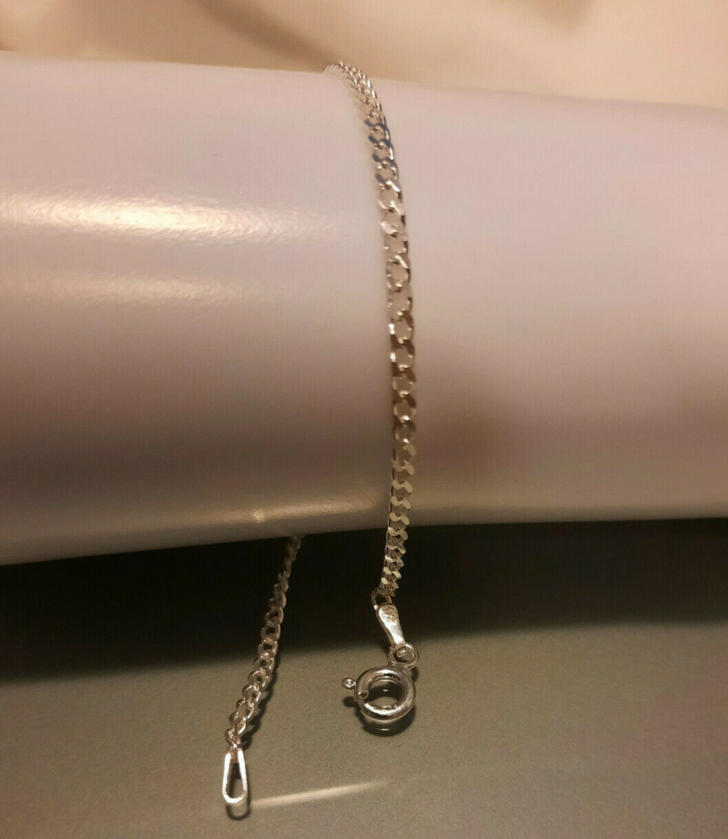 Italian Sterling Silver Curb Link Bracelet (7.50 In) (1.90 g)