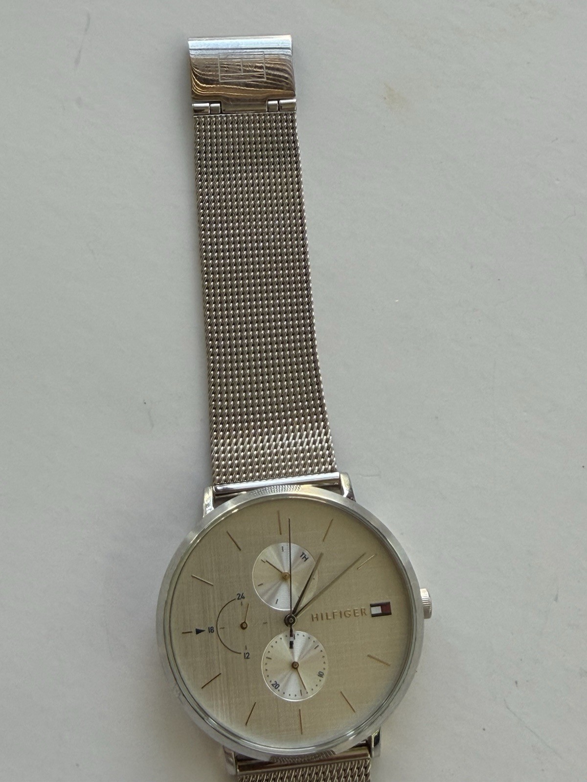 Brand New Tommy Hilfiger Minimalist TH.353.3.14.2462 Day Date Hour Just Gorgeous