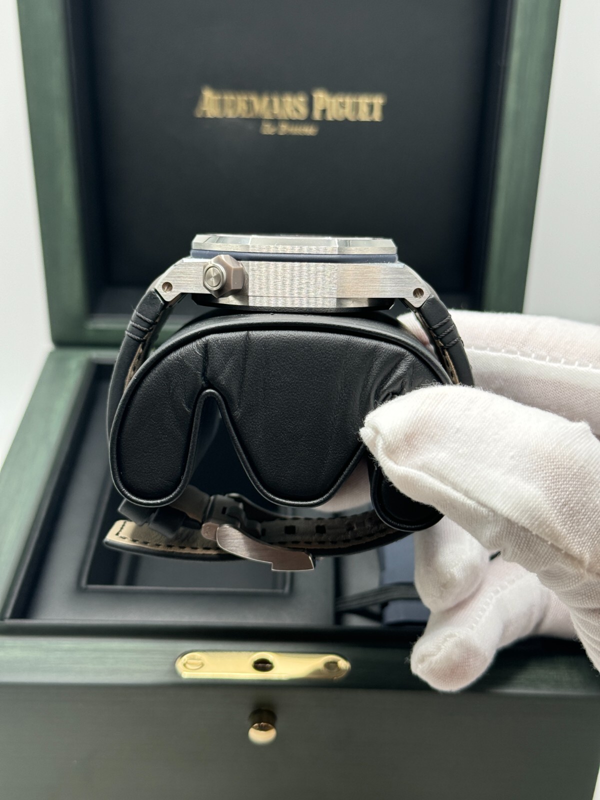 Audemars Piguet Royal Oak Offshore Diver MINT 2024 Complete Set Gray Dial