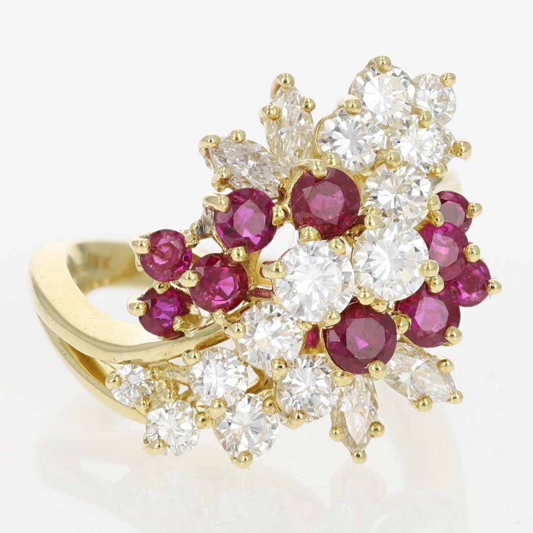 3.29ctw Ruby and Diamond Cluster Statement Ring 18k Yellow Gold Size 6.75