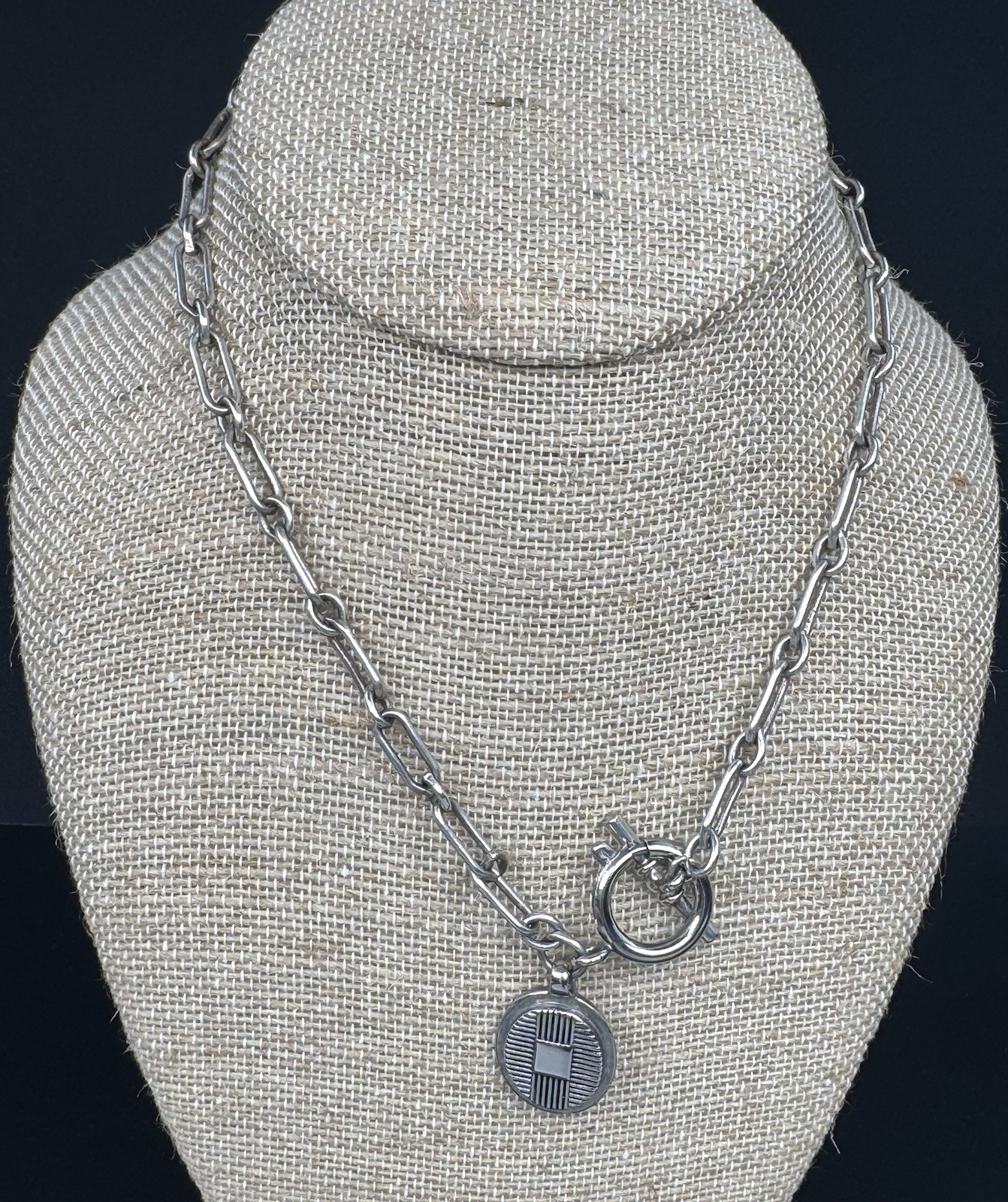 Ralph Lauren Sterling Silver Paperclip Link Toggle Necklace Oval Pendant 16”