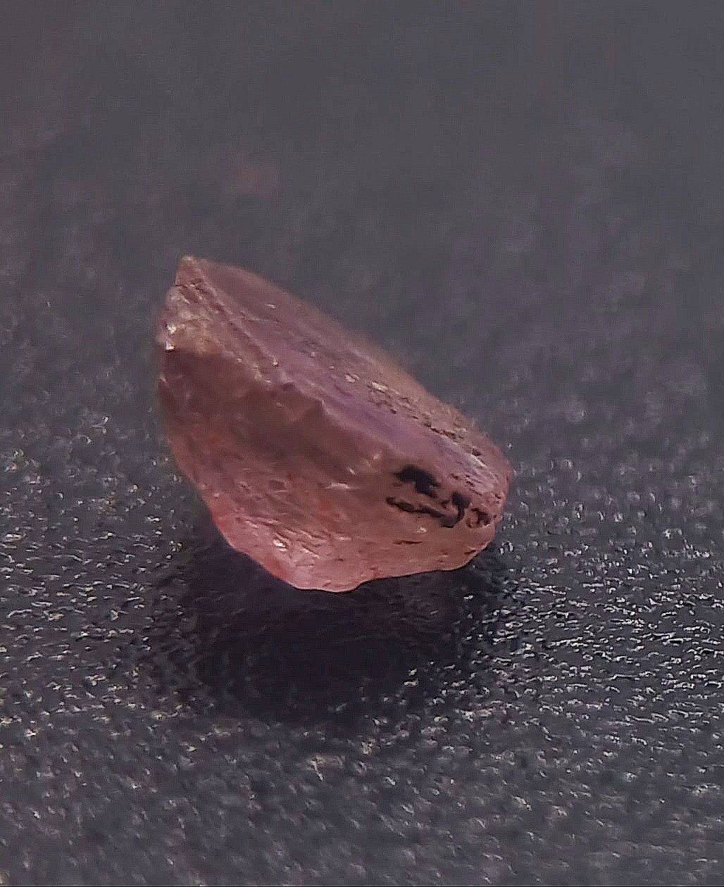 NATURAL AUSTRALIAN Rough Fancy Vivid Lavander Purple Pink Sapphire 1.08ct Unheat