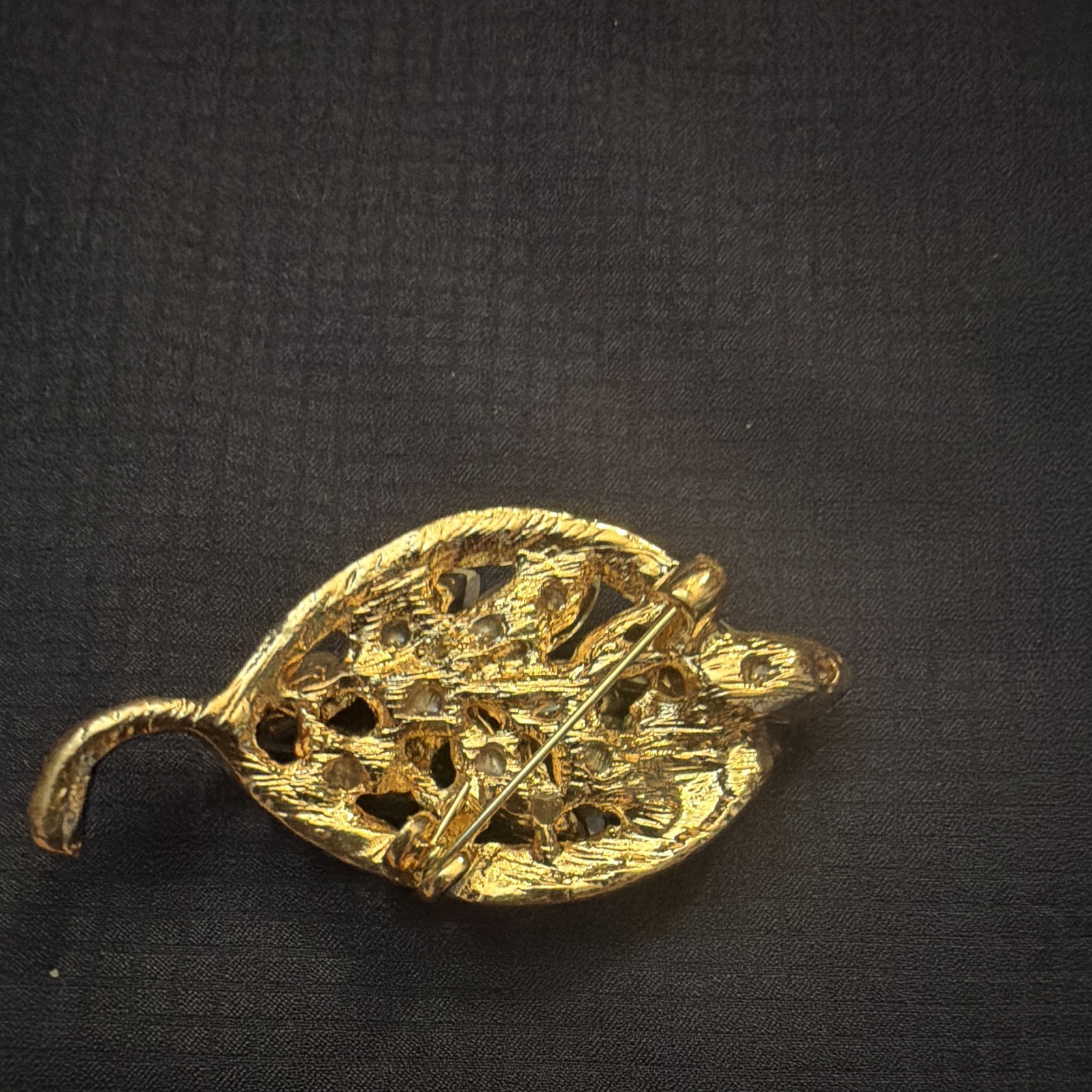 Gold Tone Leaf Brooch Pin Green Red Champagne Marquise Crystal Rhinestones