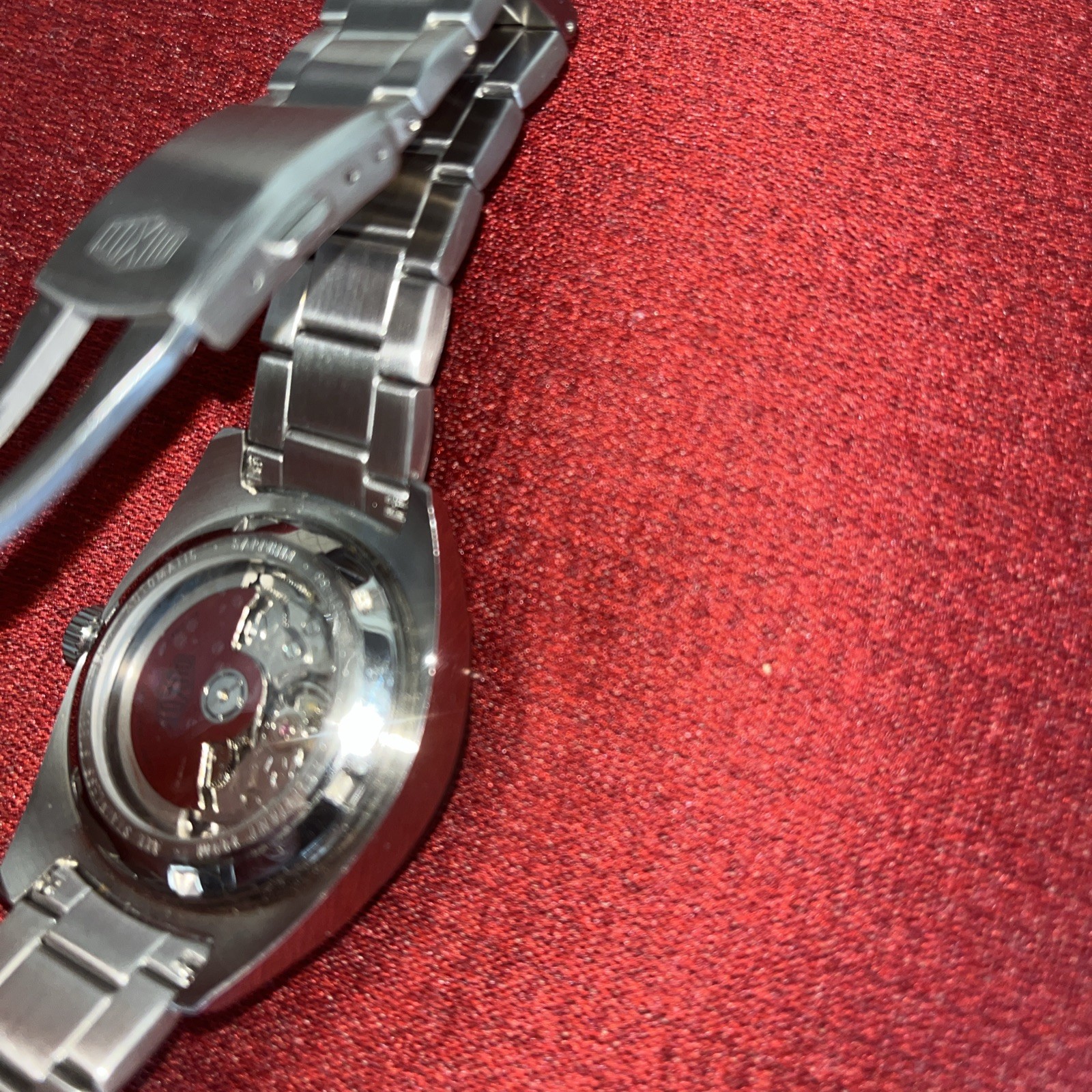 Duxot Maris White Dial Men’s Automatic 200 Meters Diver Watch In Original Box