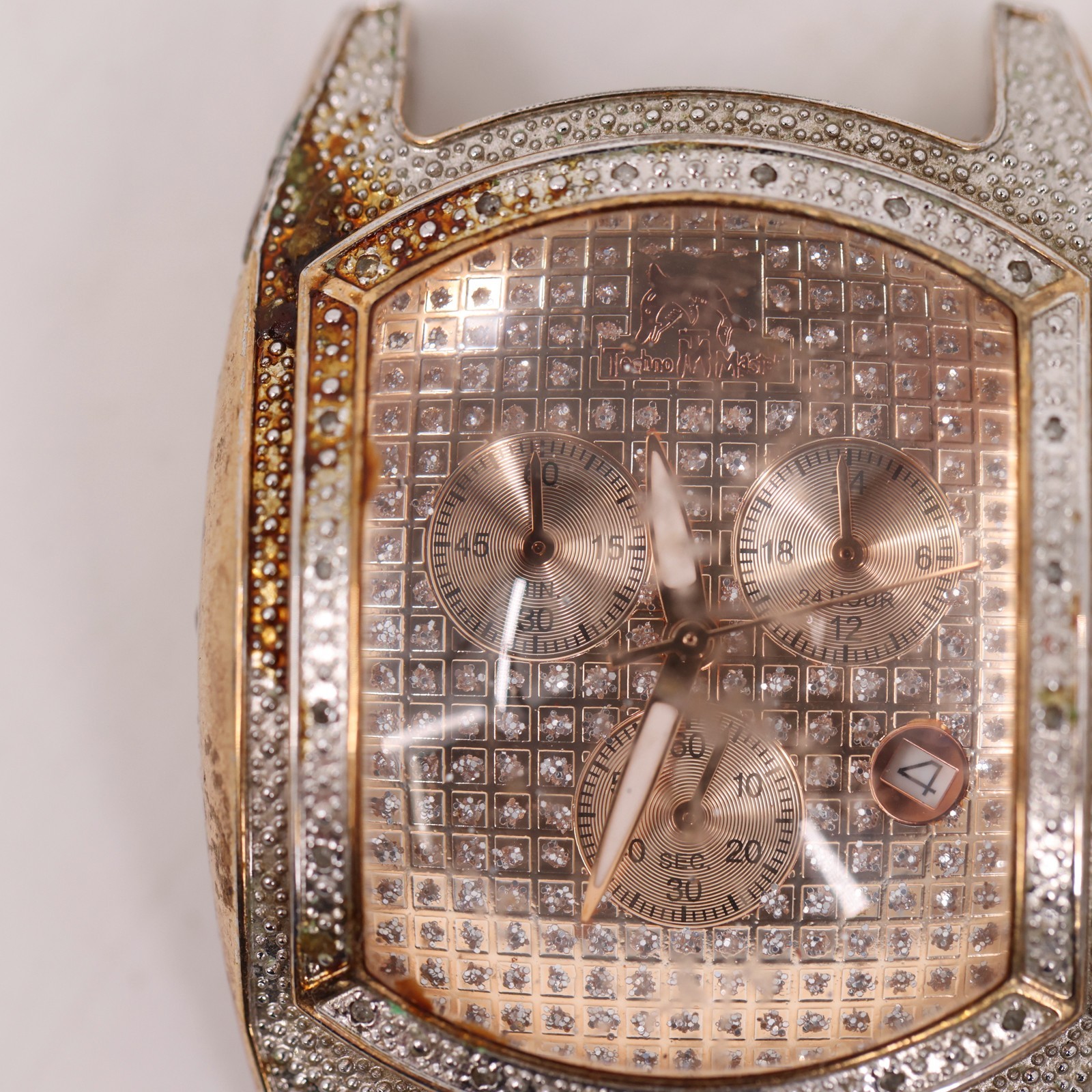 Techno Master TM 2063 Diamond Chronograph Watch Case Gold Tone 1.75″