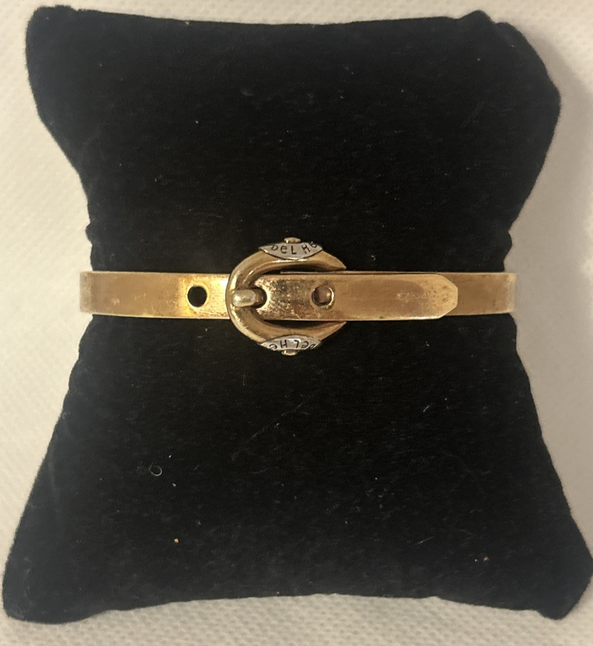 Henri Bendel Gold Tone Belt Buckle Bangle Bracelet Adjustable 6.5-7”