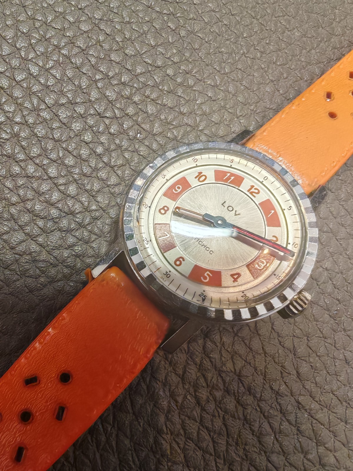Rare Vintage LOV Watch Mechanical Movement Diameter 30mm