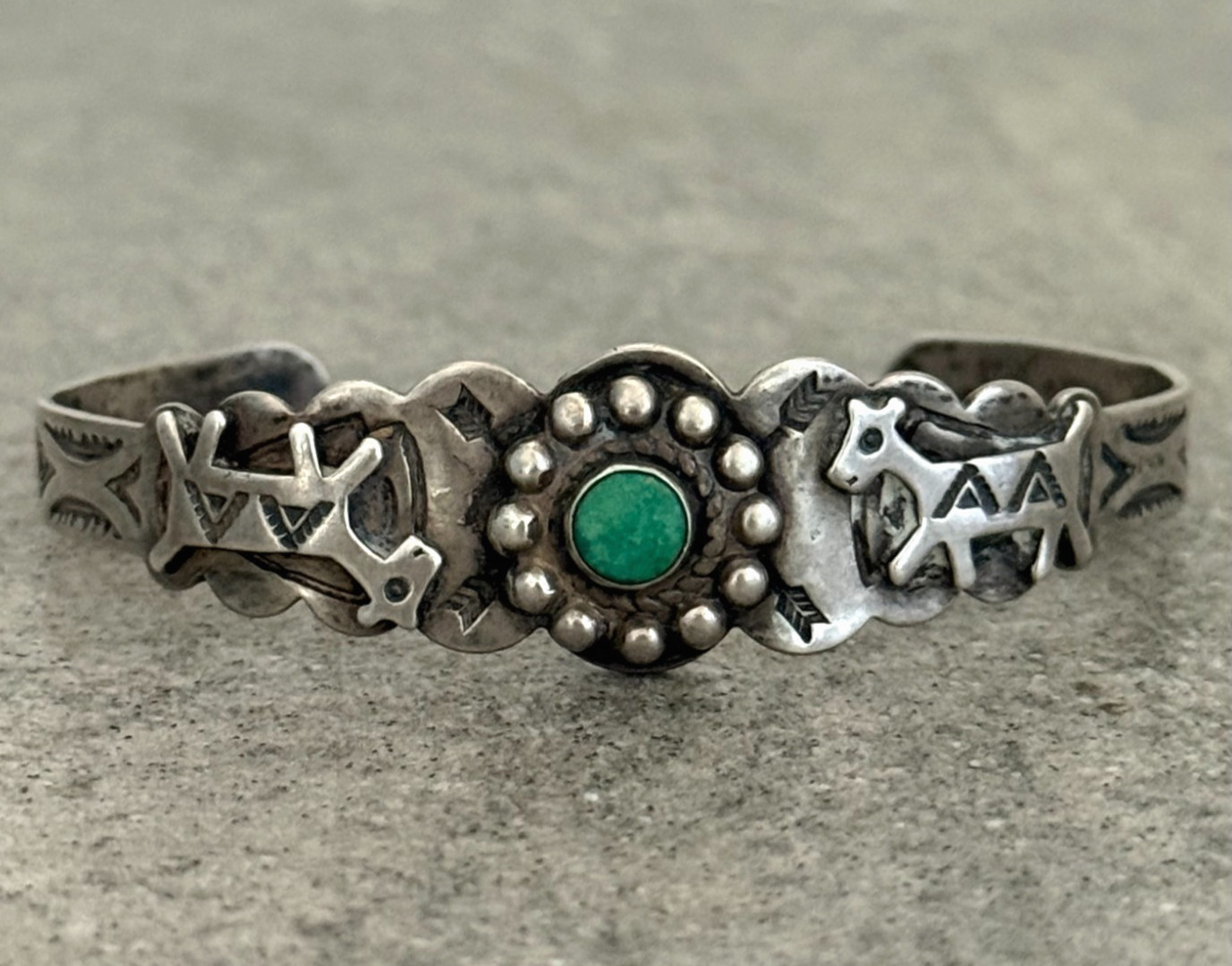 Vintage FRED HARVEY ERA Navajo Turquoise DOG HORSE Sterling Bracelet 6.7 in
