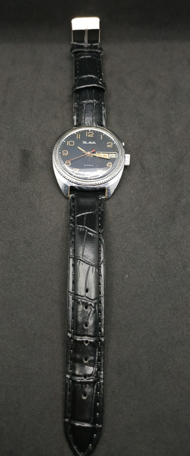 Classic Men’s Vintage Watch SLAVA USSR Mechanical SERVICED Retro Soviet day/date