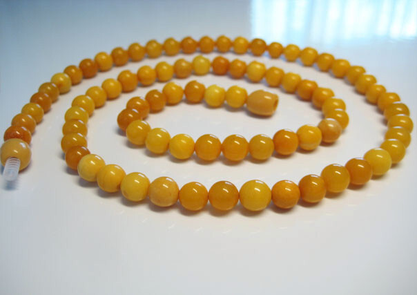 Genuine Round Butterscotch Amber Baltic Amber Necklace 19 icnhes !!!