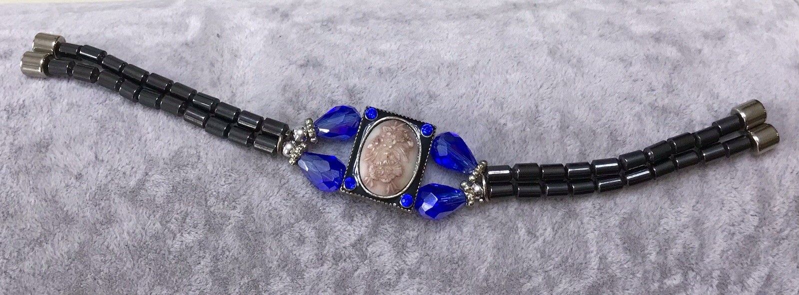 Blue Beige Focal Magnetic Hematite Double Stranded Bracelet w/ Magnet Clasp