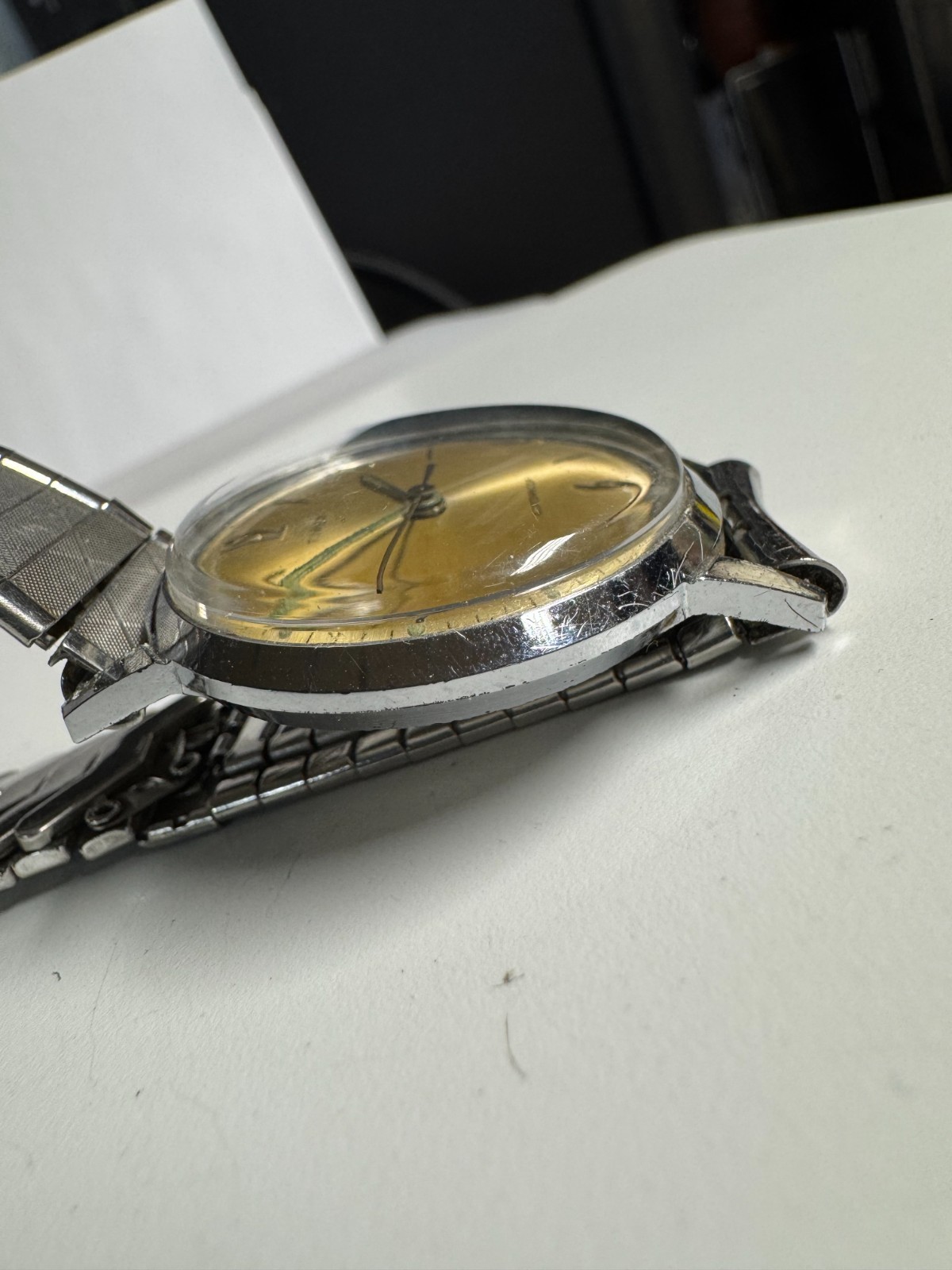 Timex Vintage 1965 Marlin Wind Up Watch 34MM Golden Sunburst Runs Good