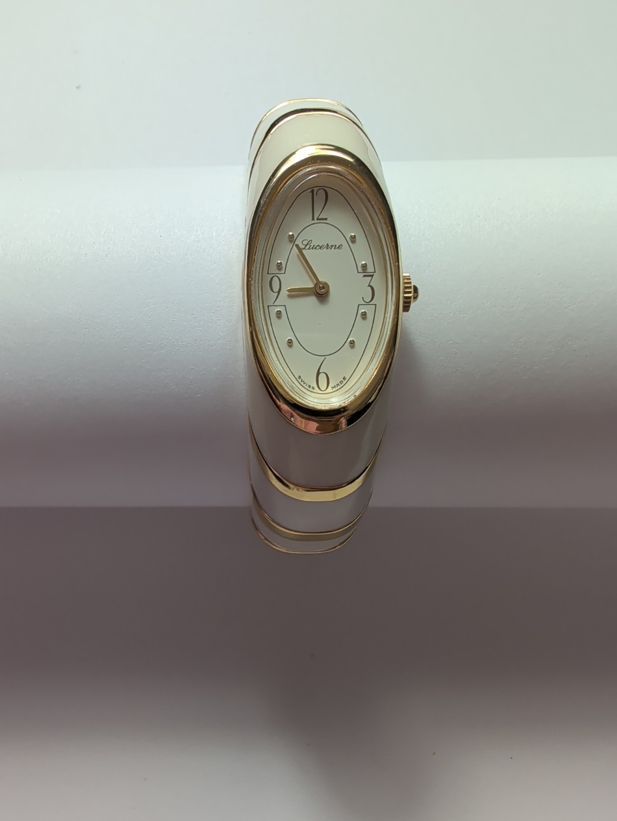 Vintage Lucerne Swiss Mechanical Bangle Watch Women’s Gold Tone White Modern