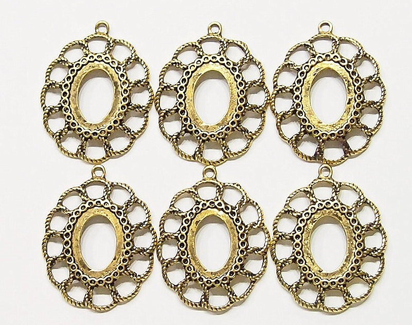 10 of 18x13mm Antique Gold Old Victorian Braided Loops Pendant Settings 36x28mm