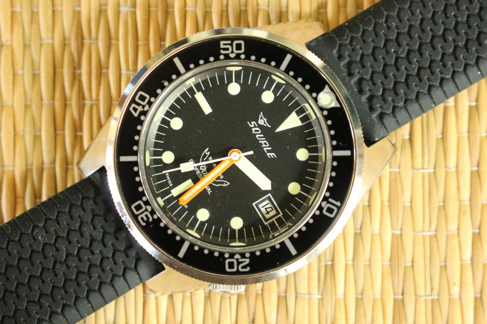SQUALE 1521 50ATM BLACK DATE DIAL & BRACELET ITALIAN PRO DEEP DIVERS WATCH SET
