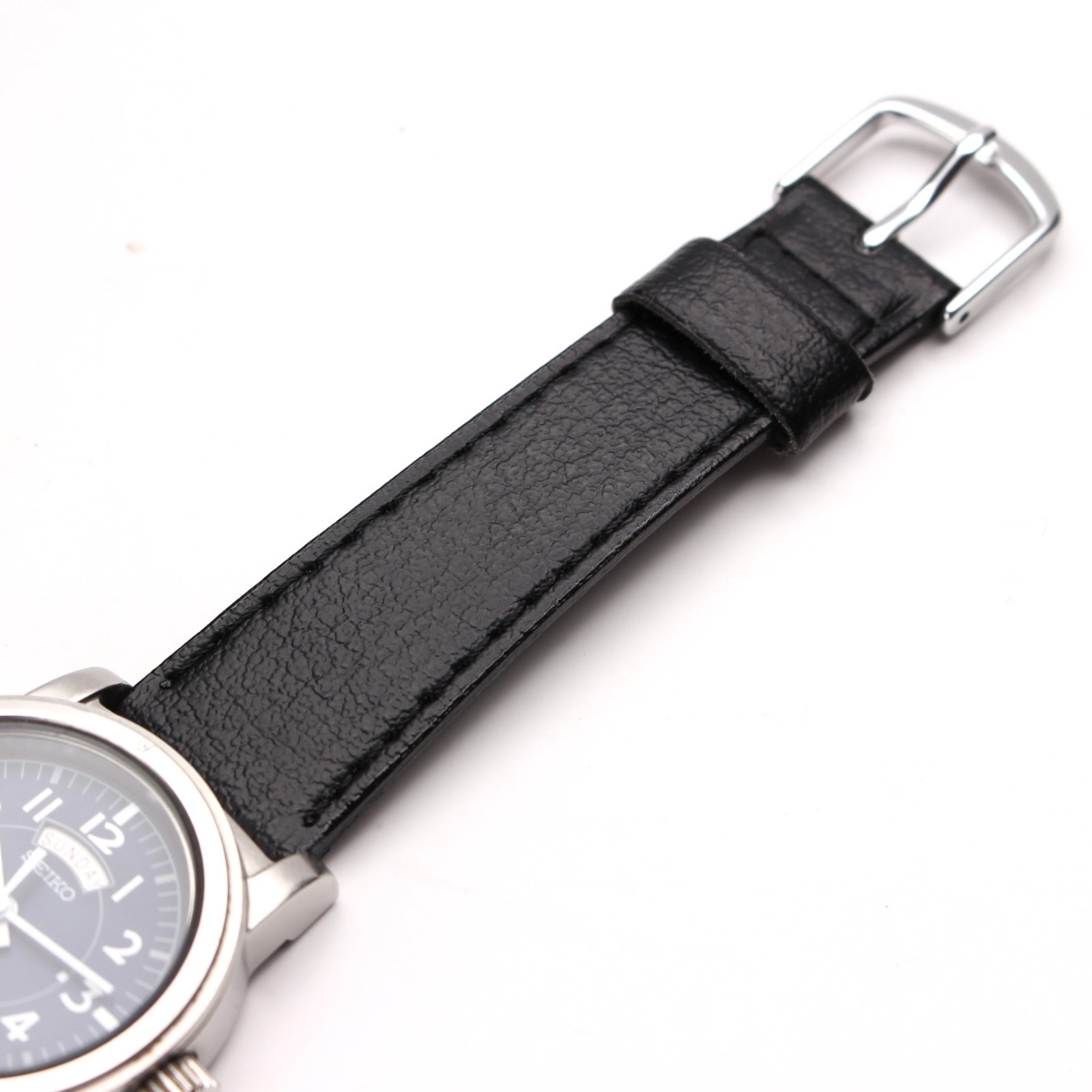 SEIKO SUS 7N33-6050 Men’s Watch Quartz Military Navy Dial 32mm 90s Vintage Japan