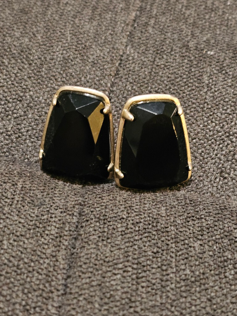 Ellen Tracy Earrings Chunky Cushion Cut Black Glass Stones CLIP ON.