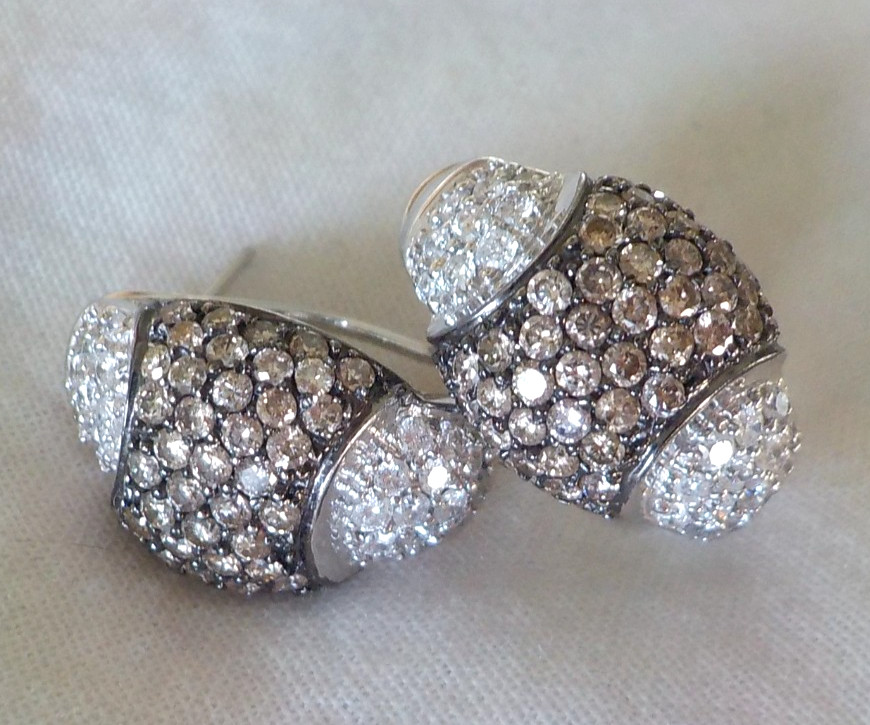 Sparkling 14K White Gold Hoop Diamond Earrings – 8.20 gms, 0.70 in, 1.28 ctw