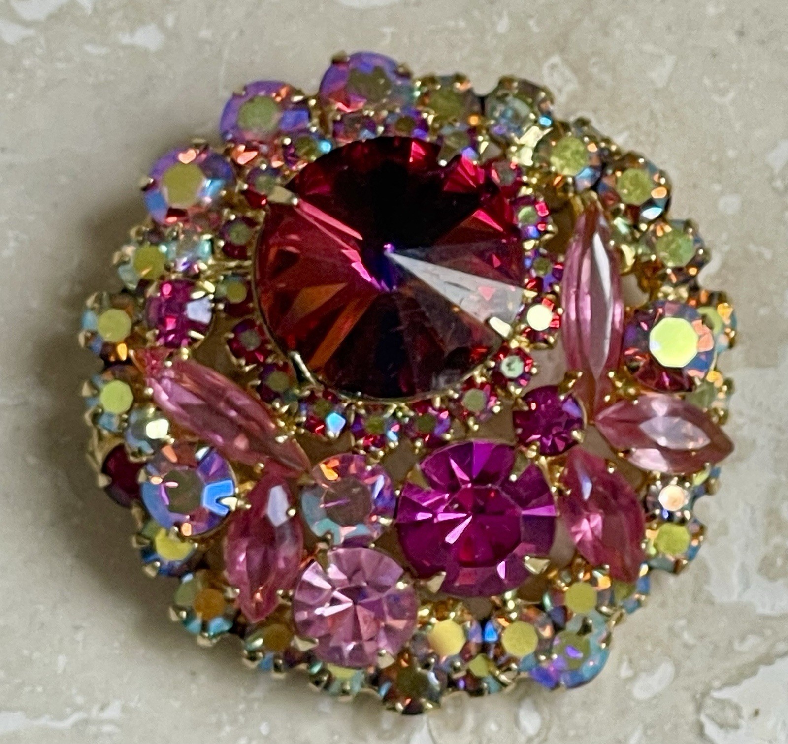 Gorgeous Vintage Juliana D&E Pink Rivoli Dome & Fuchsia AB Rhinestone Pin