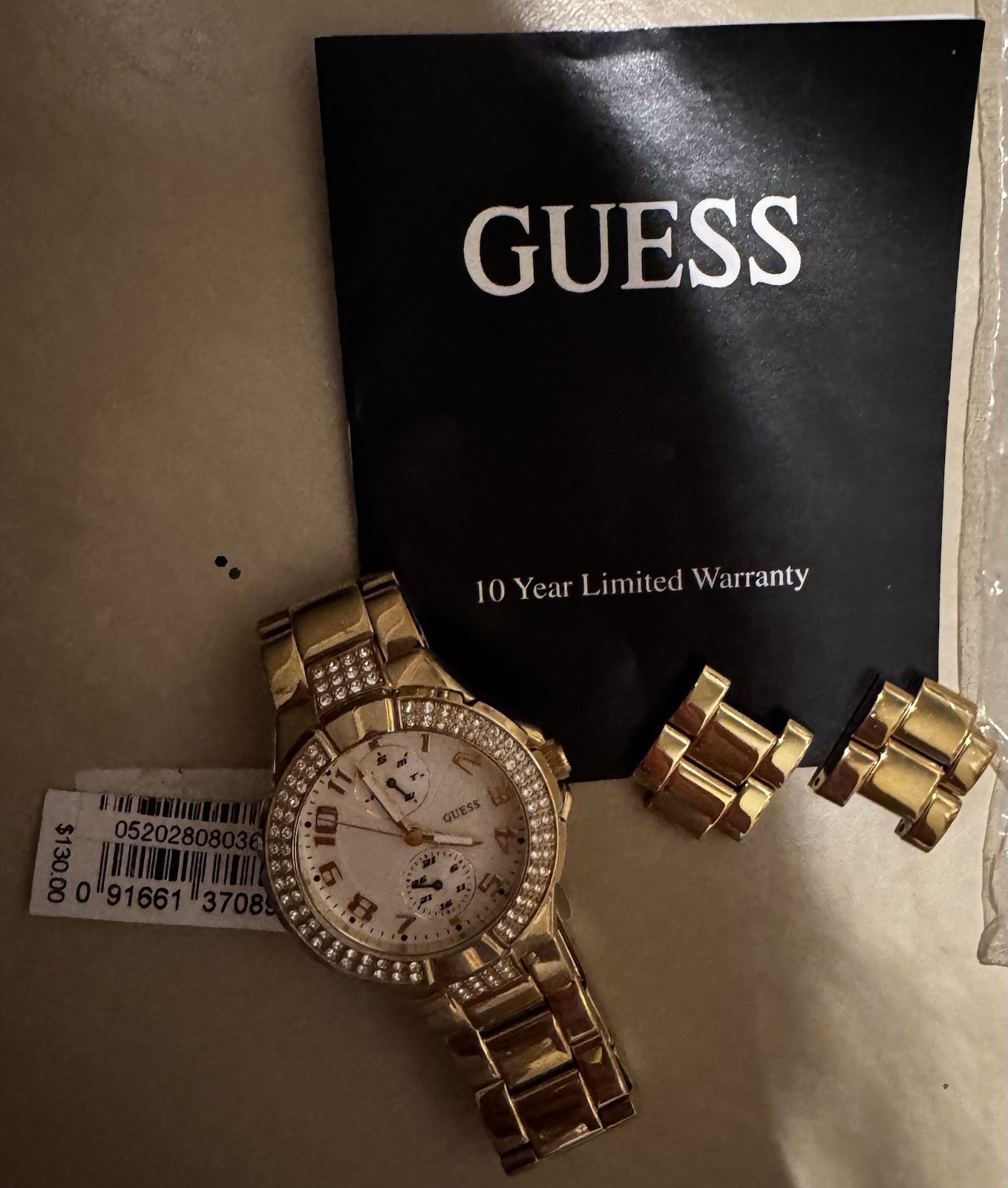 Guess Women Watch-50 Meters/165 Feet Steel Japan Movt I16540L1(Working)