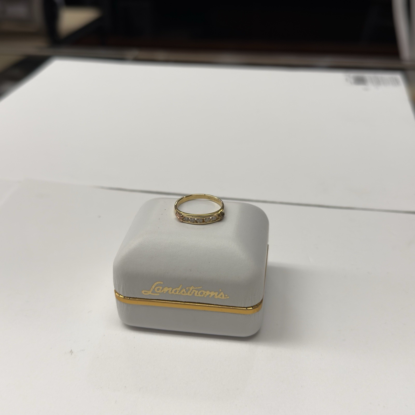 Landstrom’s Black Hills Gold 5 Natural Diamond Wedding Band .25CTW 10K Sz 7