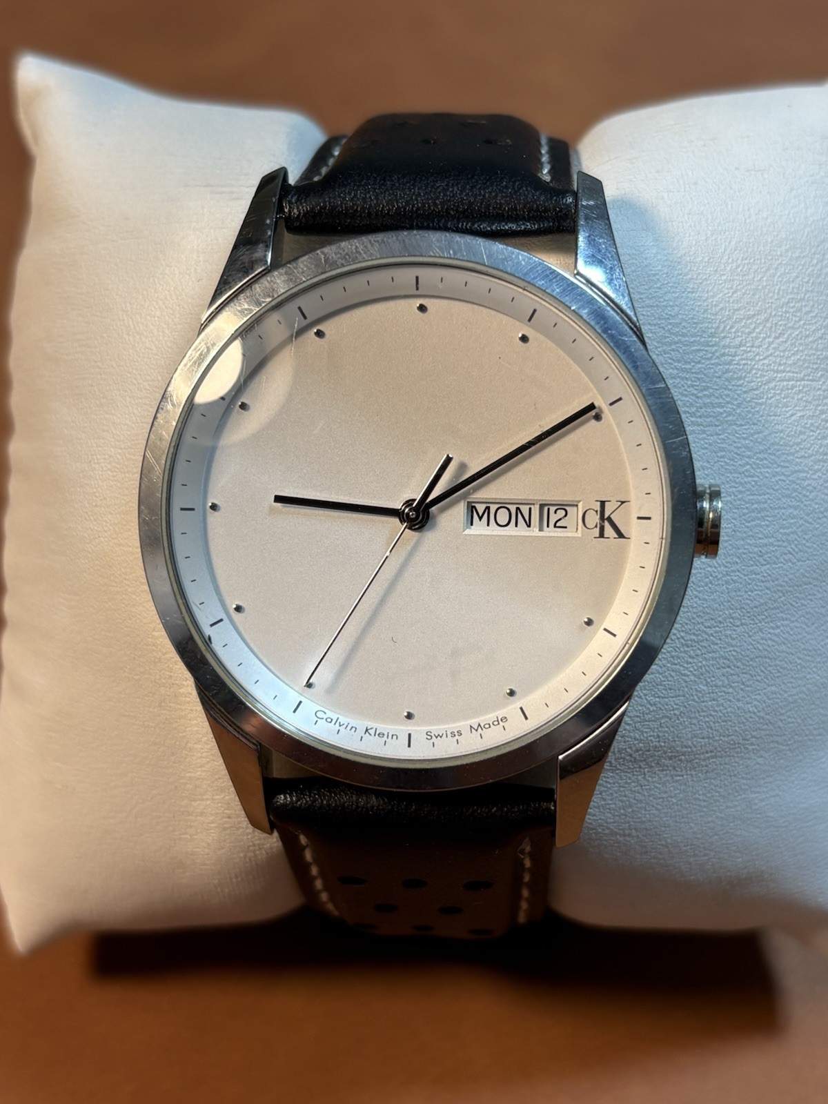 Calvin Klein Swiss Made Men’s Watch Stainless K2211 Day/Date,LeatherCitizen Band
