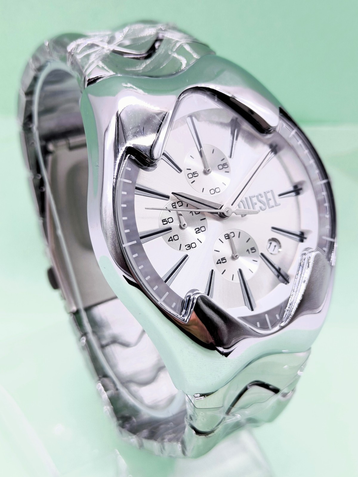 Fantastic Diesel Mercurial Date Indicator Chronograph Quartz Men’s Wrist Watch
