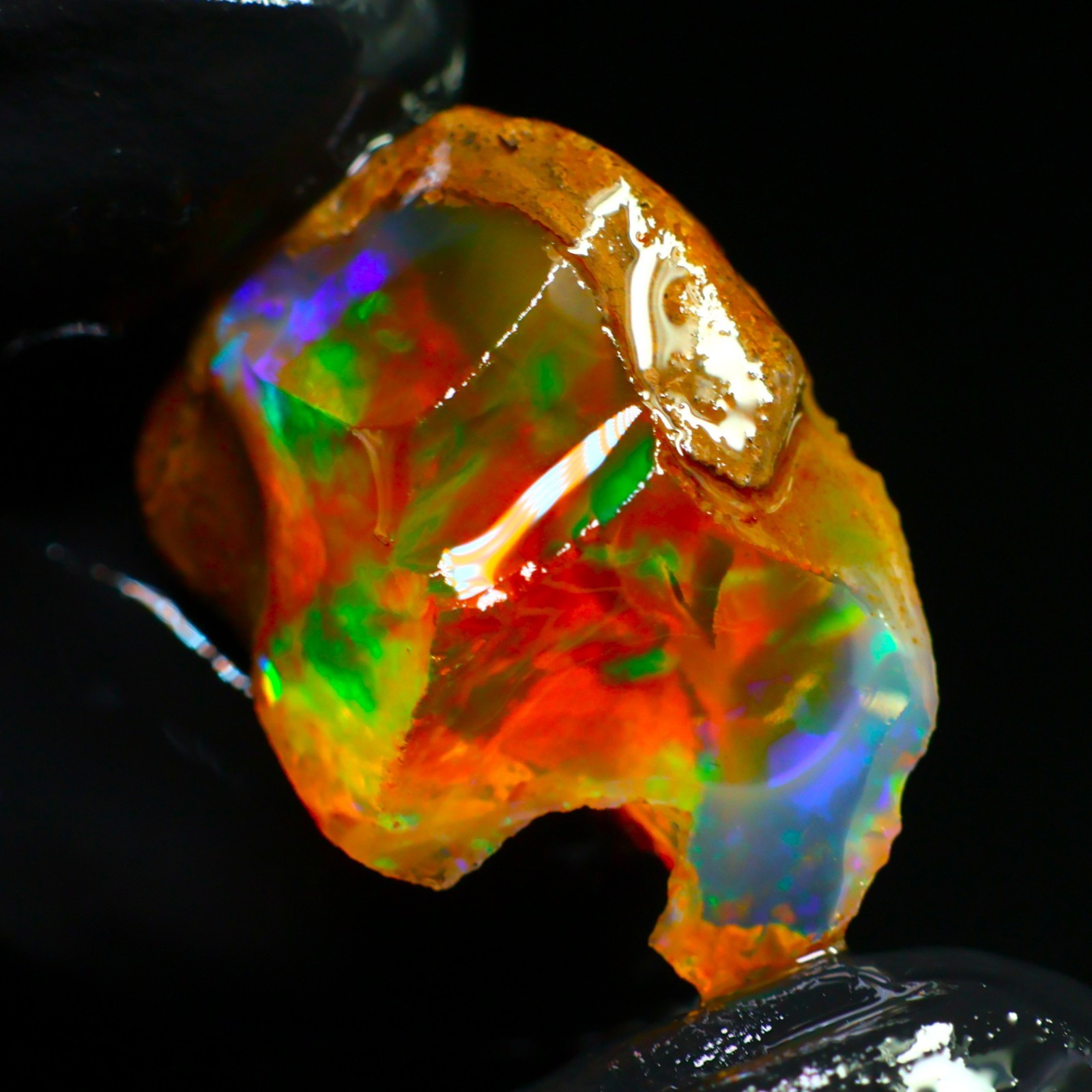 Natural Ethiopian Welo Opal Rough 19.40 Ct Gemstone – Bright Play of Color Fire