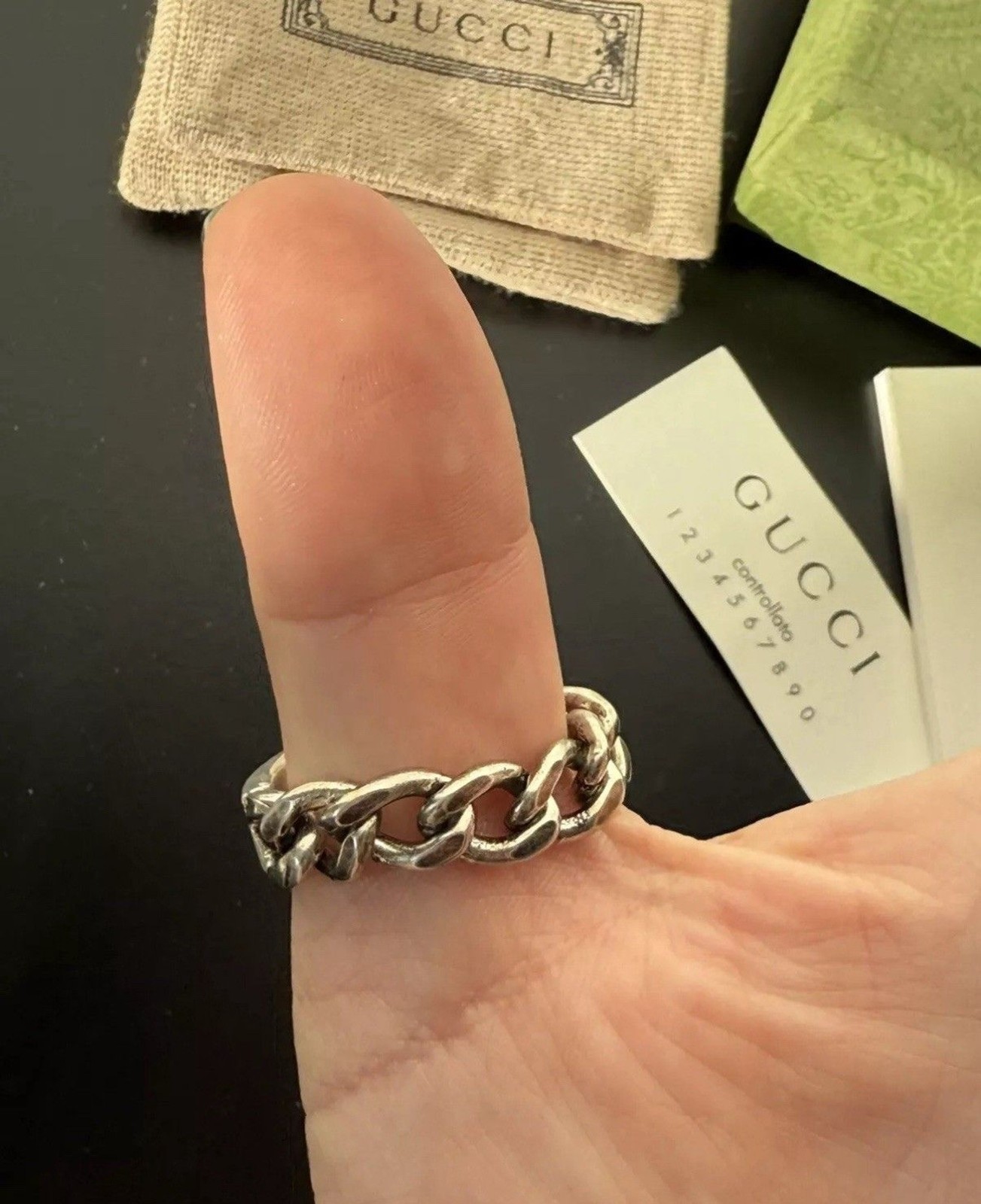 Gucci Logo Sterling Silver & Enamel Plaque Chain Ring Unisex Size IT25 US 11 NEW