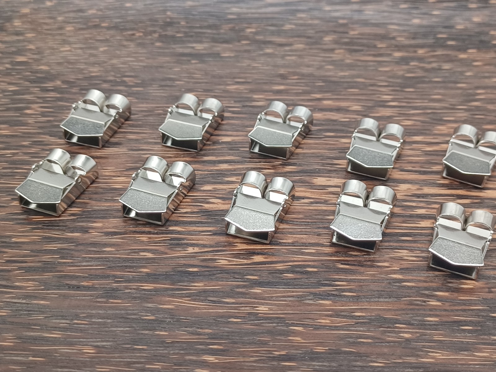 Silver Adjustable Bolo Slides (10 Pieces) (Made Of Steel)