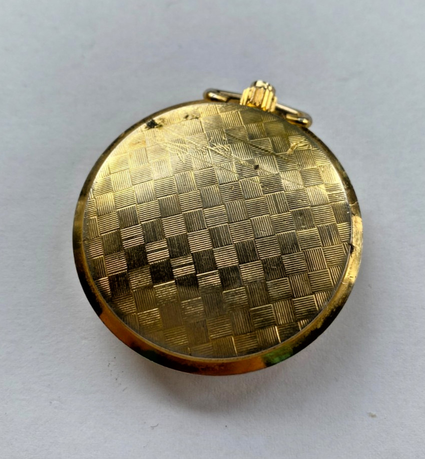 Seato Royal Time Golden Star Full Hunter Swiss Pocket Watch Nonworking Gold Tone