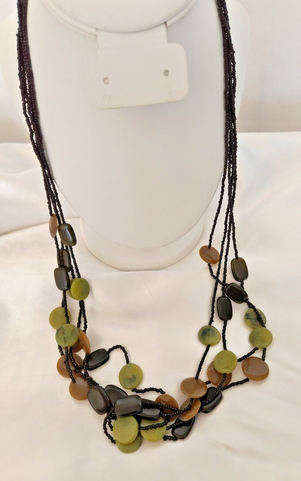 Women’s Necklace Beaded Multistrand Black Brown Green Black Discs Vintage