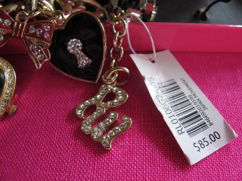 Rocawear VALENTINE HEART watch-charm bracelet~NWT~REDUCED~NEW IN BOX $85 FREE H