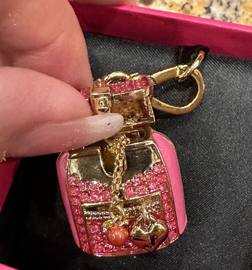 2013 NWT JUICY COUTURE PAVE BACKPACK CHARM (RETIRED) YJRU7027