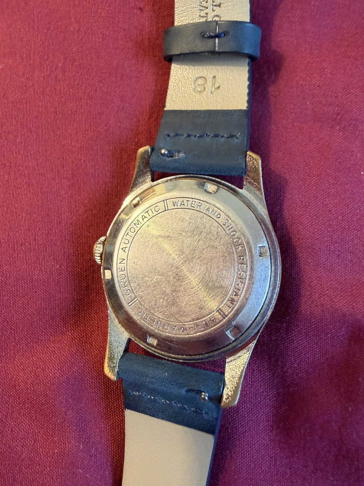 Vintage 1960s Gruen Precision Swiss Automatic 33mm Tropical Dial 510 SS Running