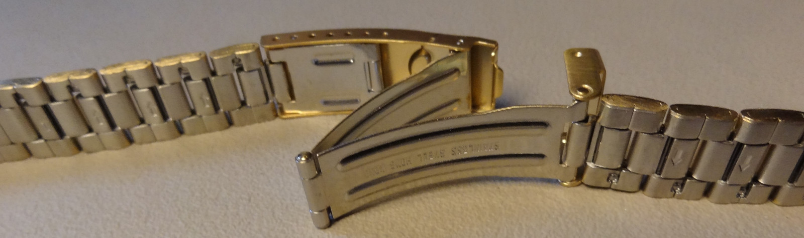 New Womens Hirsch 14mm Gold Tone Security Tri Fold Sealock Bracelet Watch Band