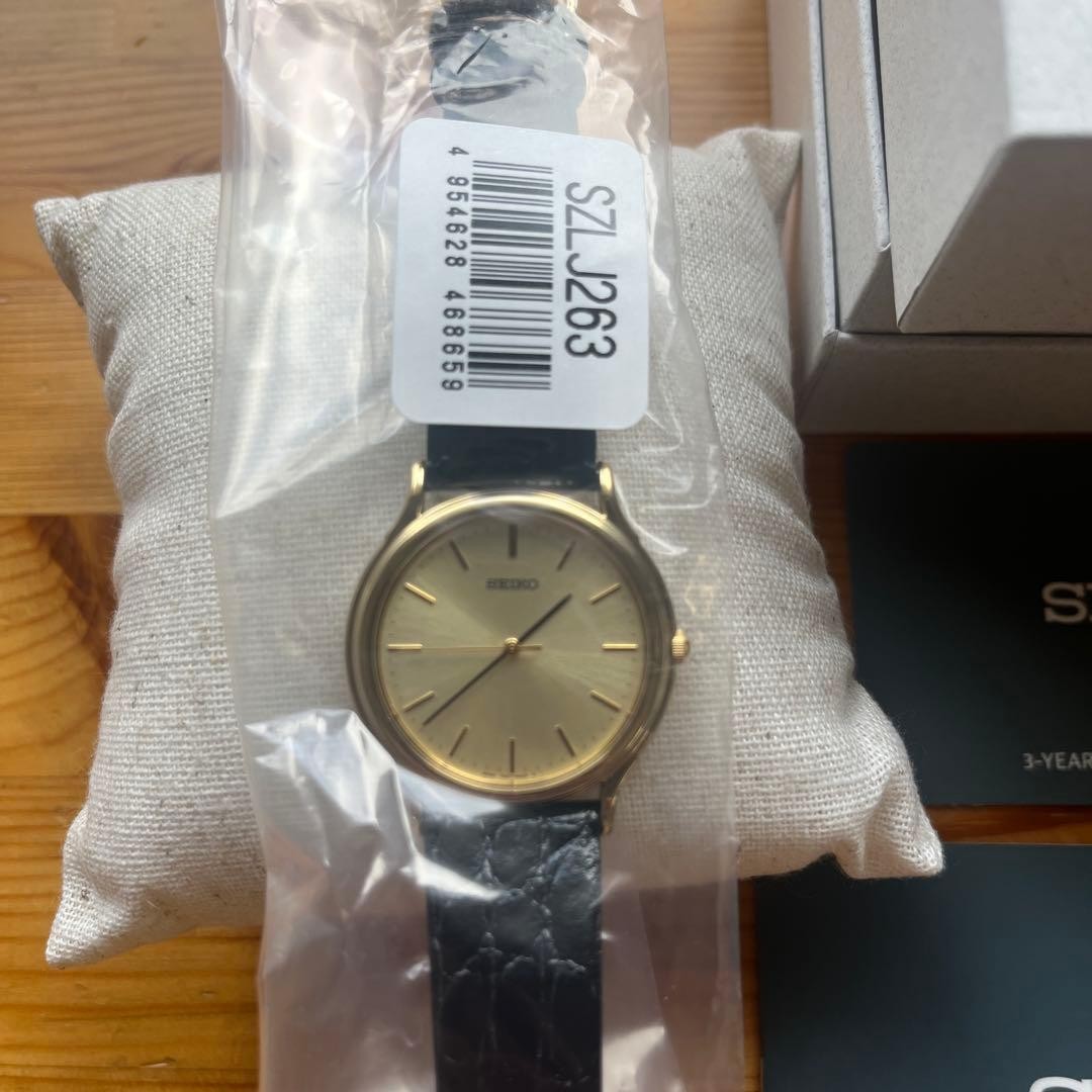 New SEIKO Quartz Gold Dial Leather Strap Watch Bar Index Box Warranty 3 Year