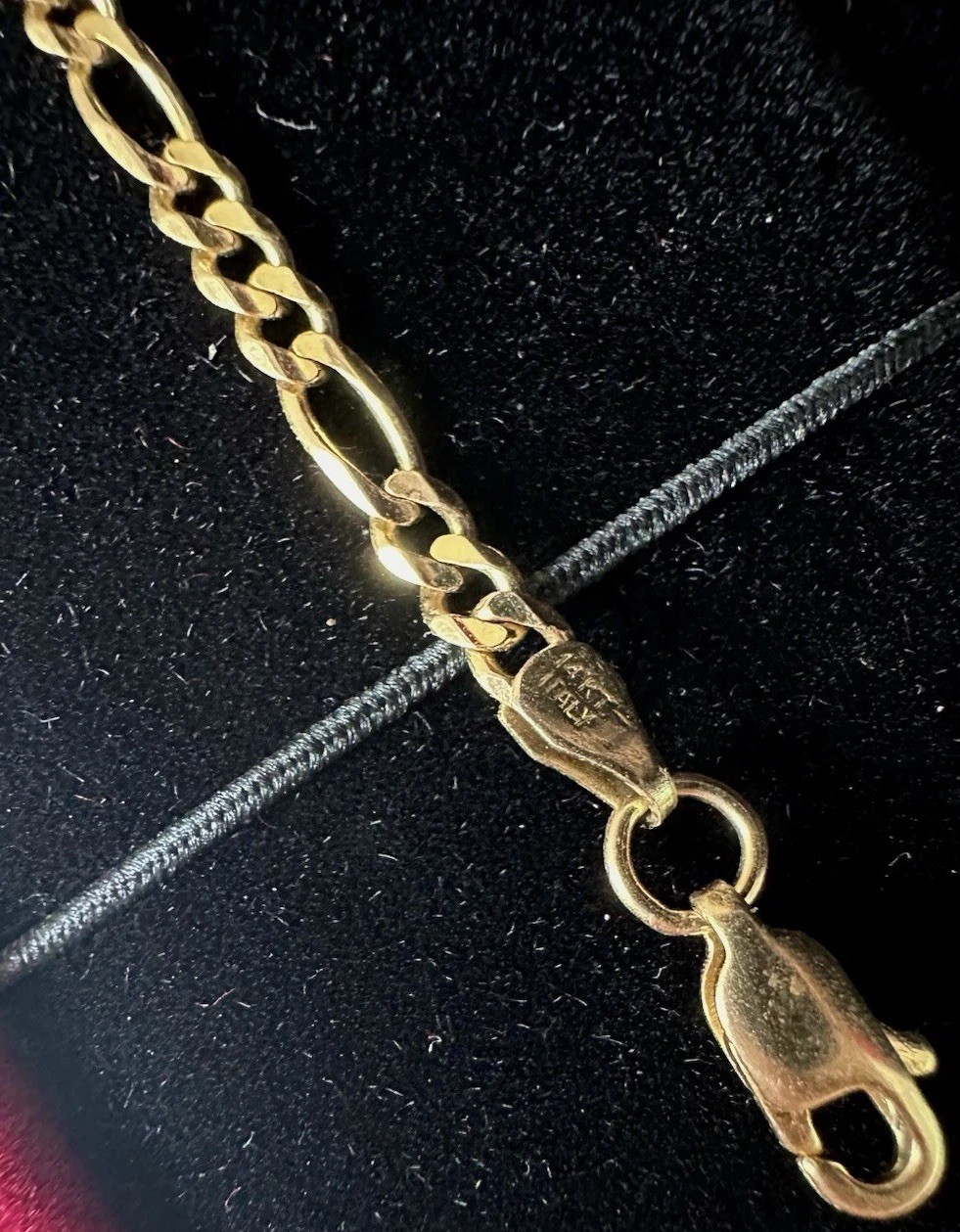 Solid 14K Yellow Gold Figaro Link Bracelet – Made in Italy 2 Grams