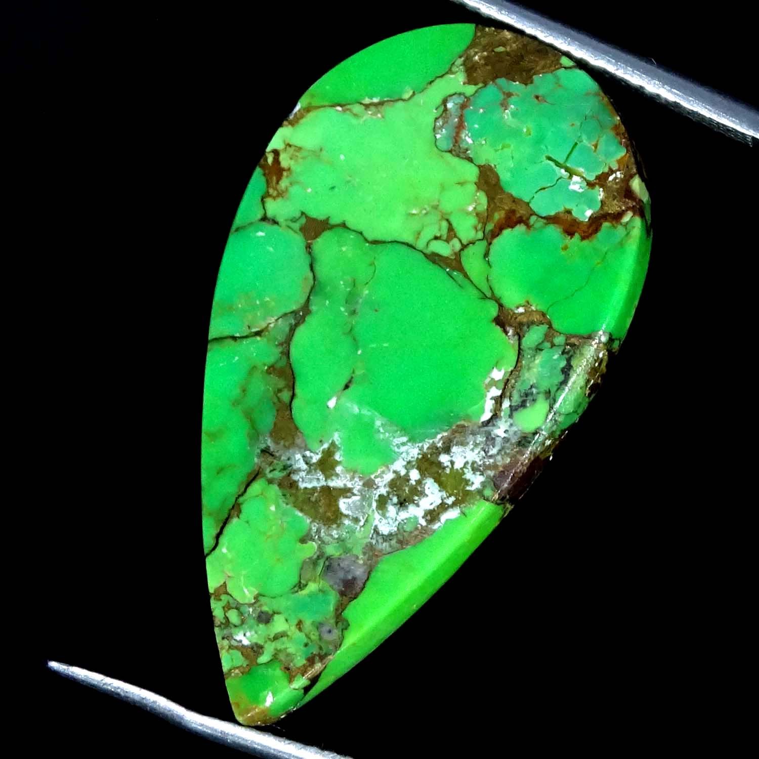 20.50Cts Lab-Created Nice Green Copper Turquoise Pear Cabochon 18X31X4MM