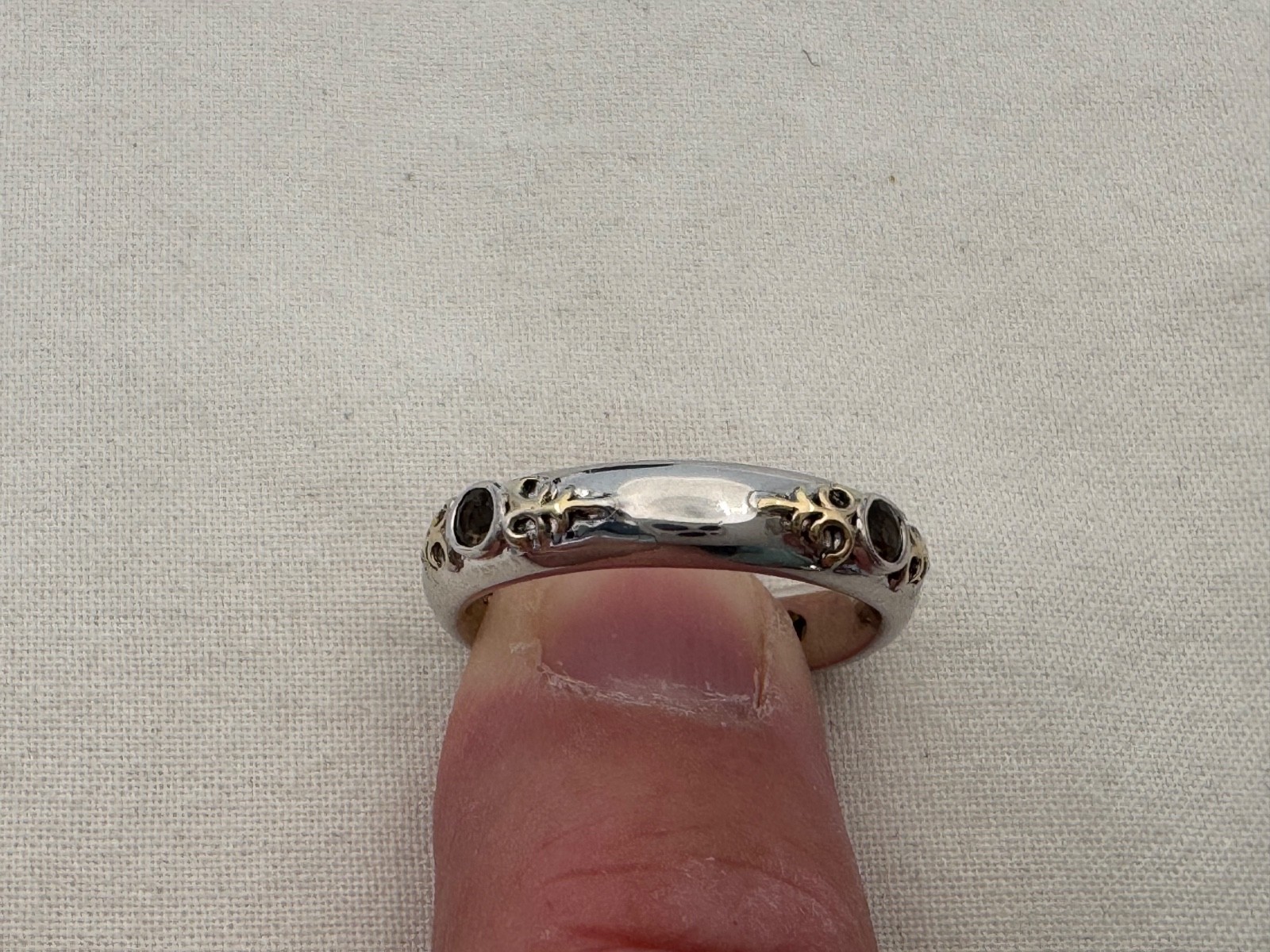 Beautiful Size 7 Gabriel & Co. Designer Sterling & 18K Gold Band / Ring XL-11