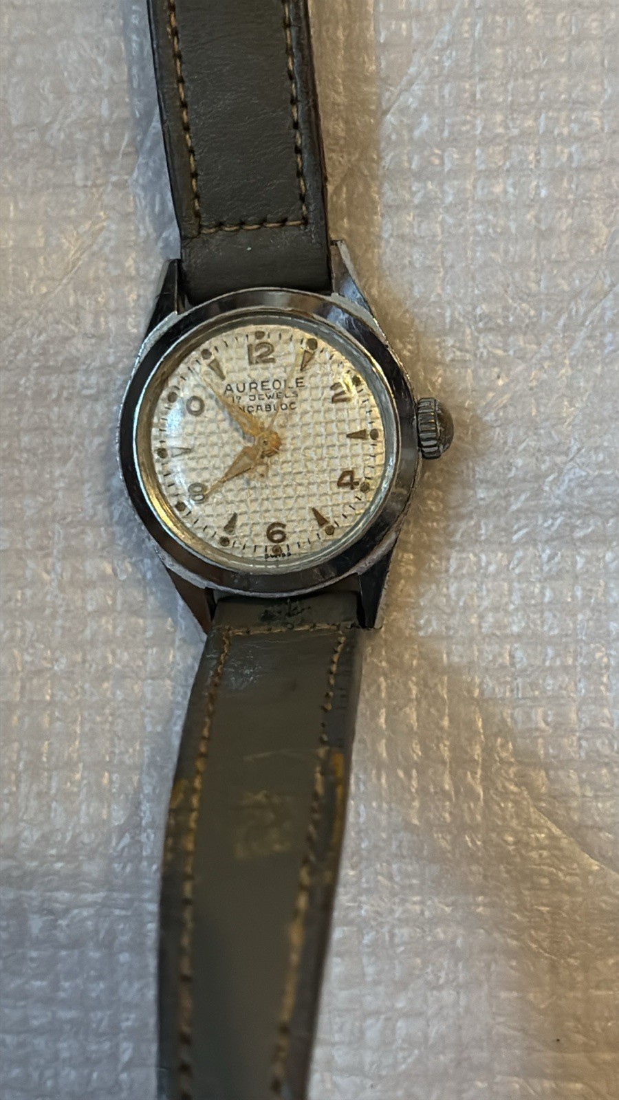 Vintage Aureole Women’s Mechanical Watch. Running. Leather Band