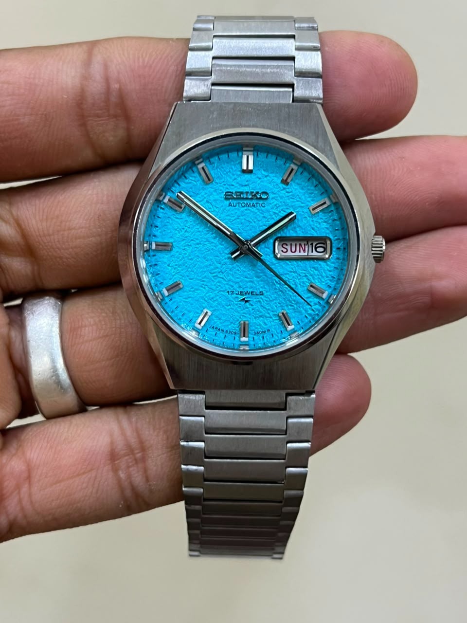 Seiko 5 Automatic Textured ice Blue Dail Mens Watch japan made 6309